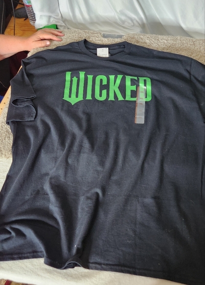 Wicked T-Shirt - Picture 4 of 10